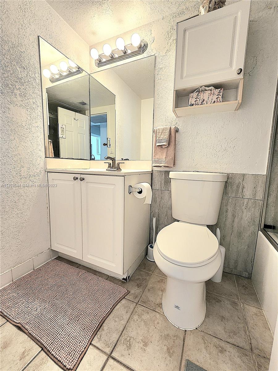 2501 S Ocean Dr Unit: 712