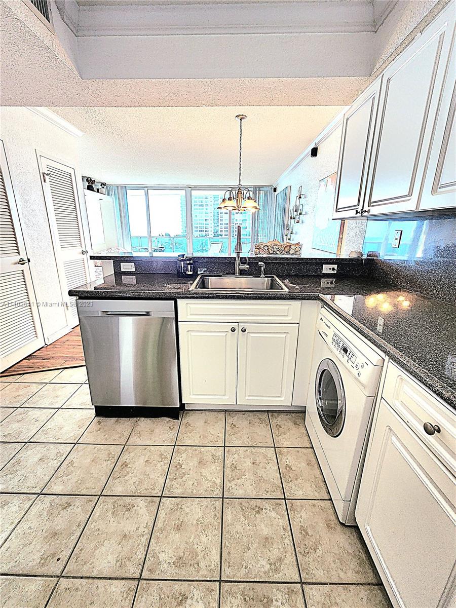 2501 S Ocean Dr Unit: 712