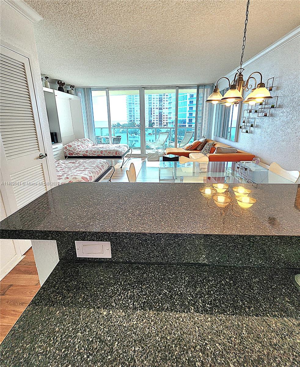 2501 S Ocean Dr Unit: 712