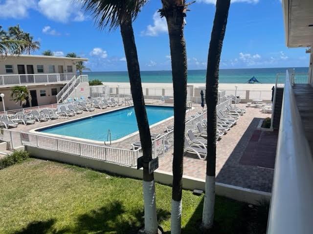 19051 Collins Ave Unit: D218