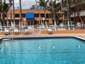 19051 Collins Ave Unit: D218