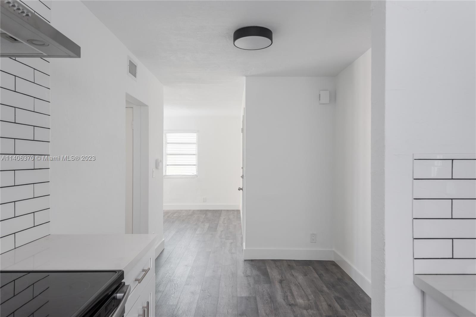 823 Jefferson Ave Unit: 8