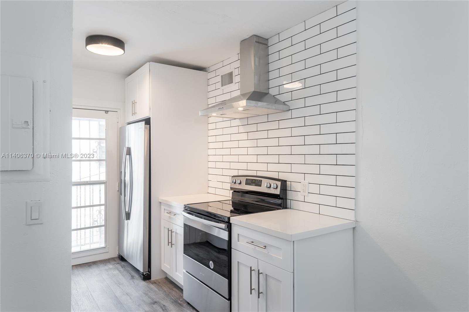 823 Jefferson Ave Unit: 8