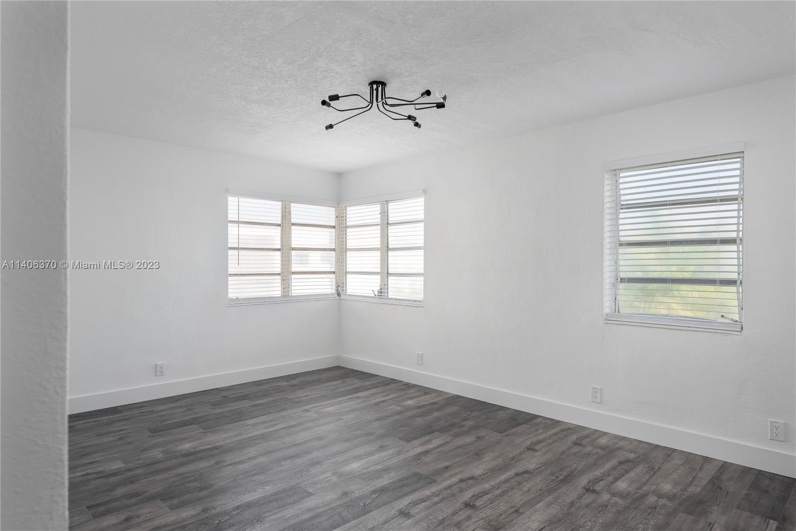 823 Jefferson Ave Unit: 8