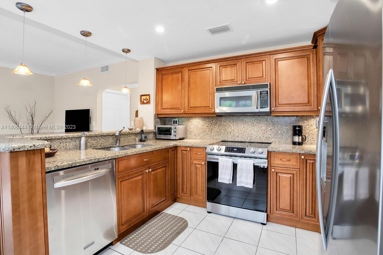 4381 SW 154 Ct