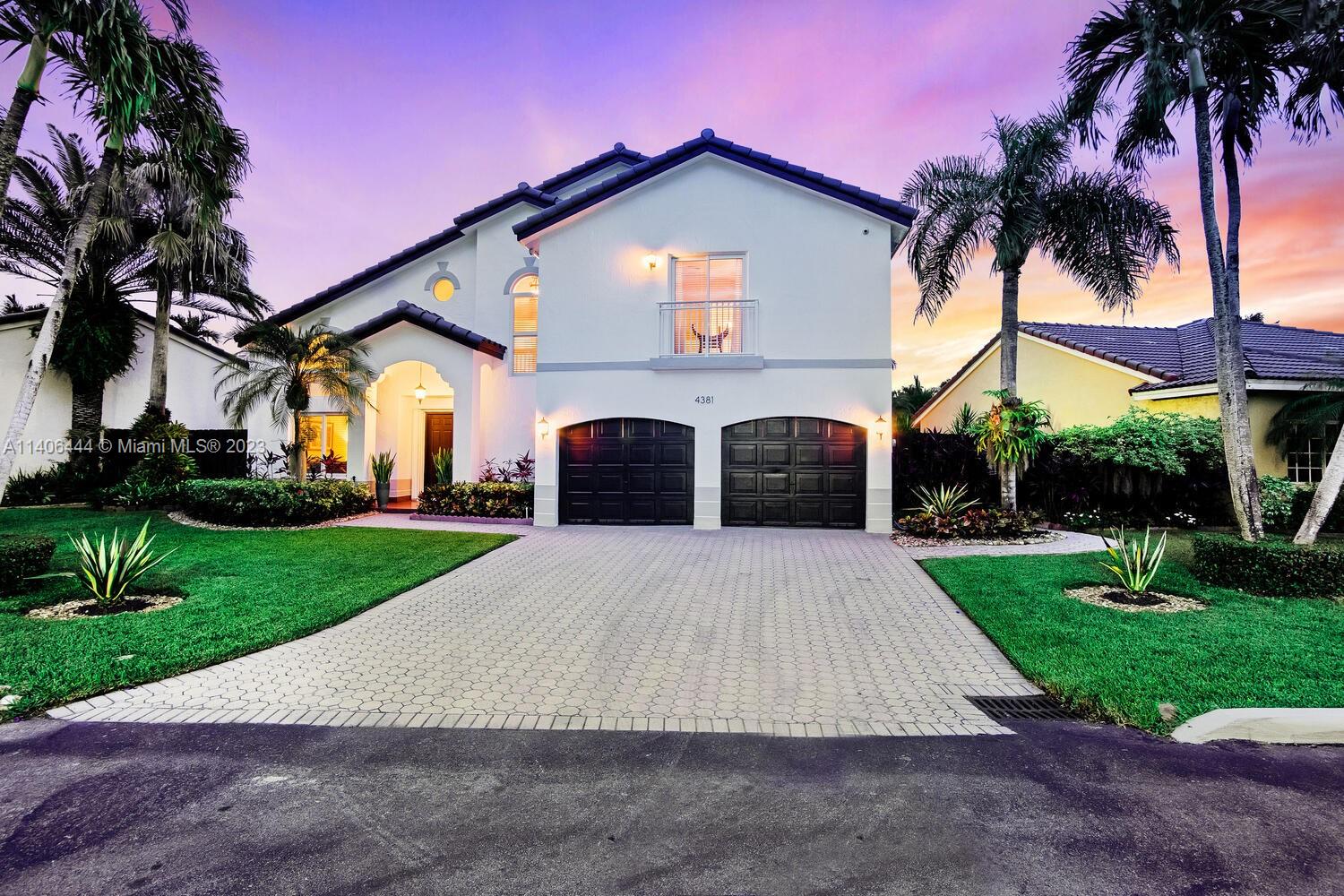 4381 SW 154 Ct