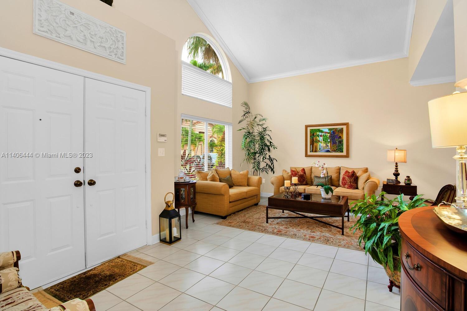 4381 SW 154 Ct