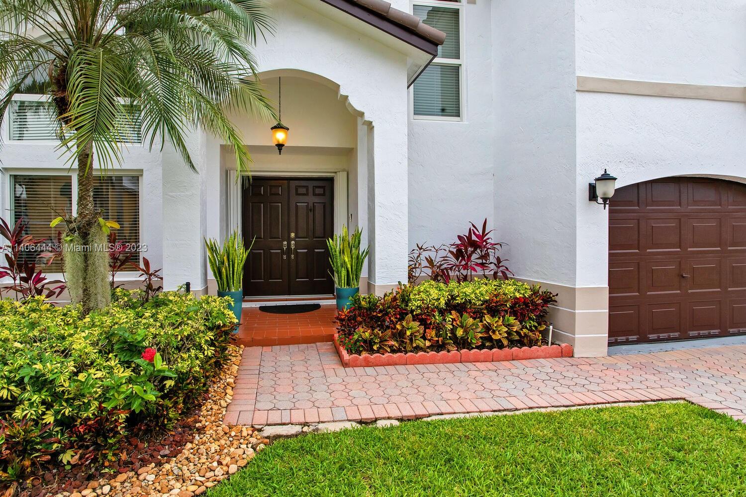 4381 SW 154 Ct