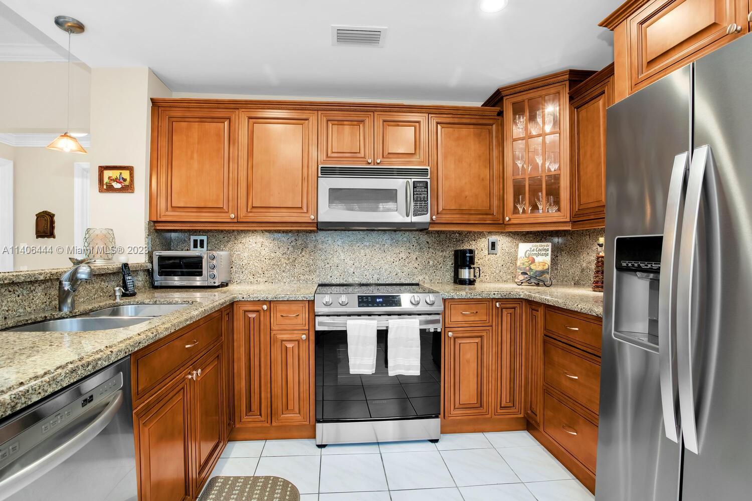 4381 SW 154 Ct