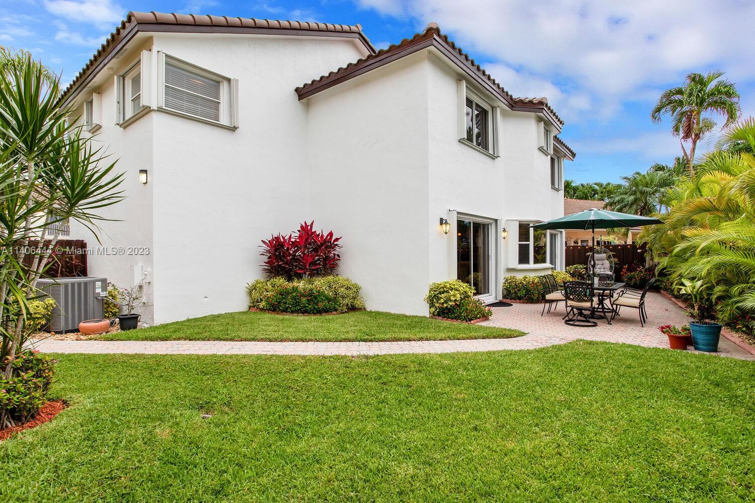 4381 SW 154 Ct