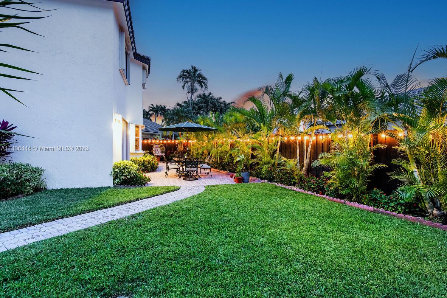 4381 SW 154 Ct