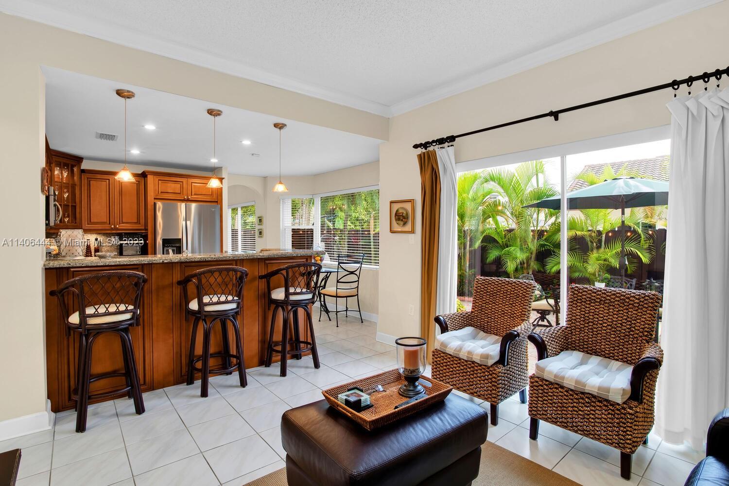 4381 SW 154 Ct