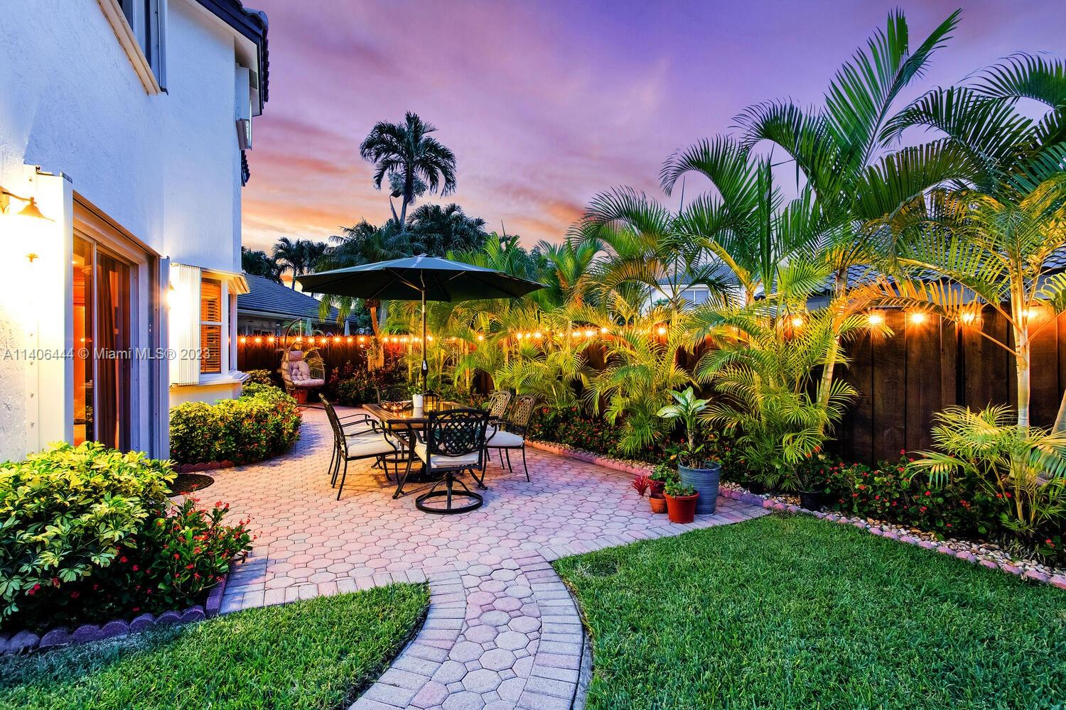 4381 SW 154 Ct