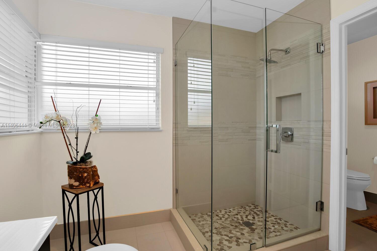 4381 SW 154 Ct