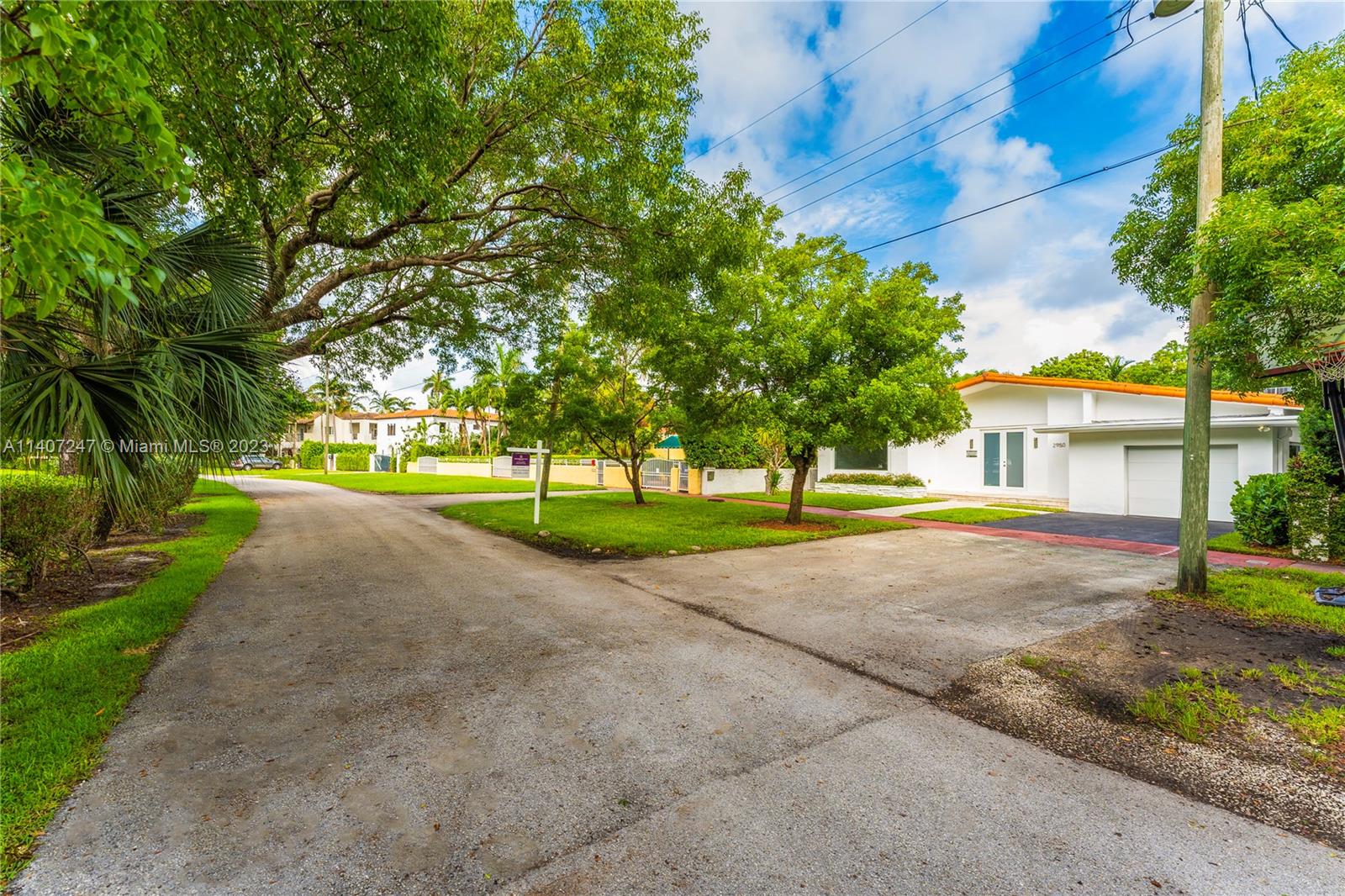 2950 Alton Rd