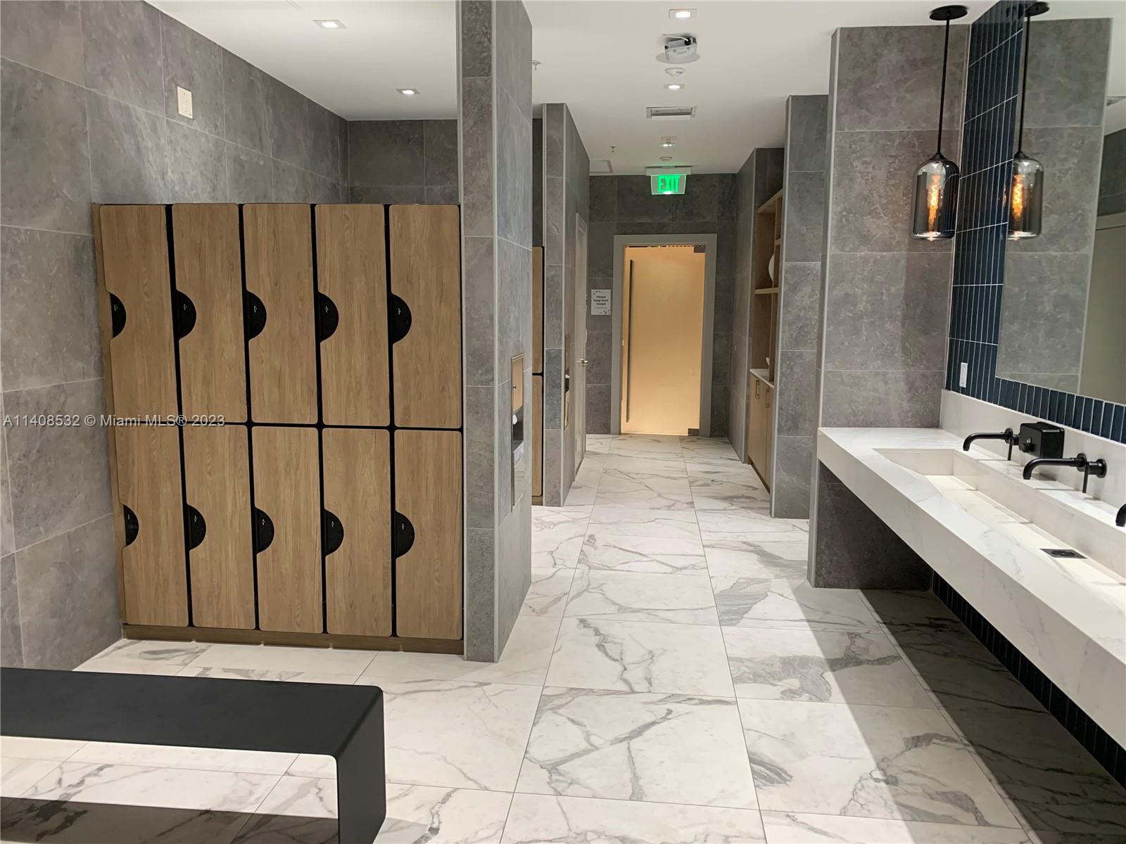 90 SW 3rd St Unit: 4311