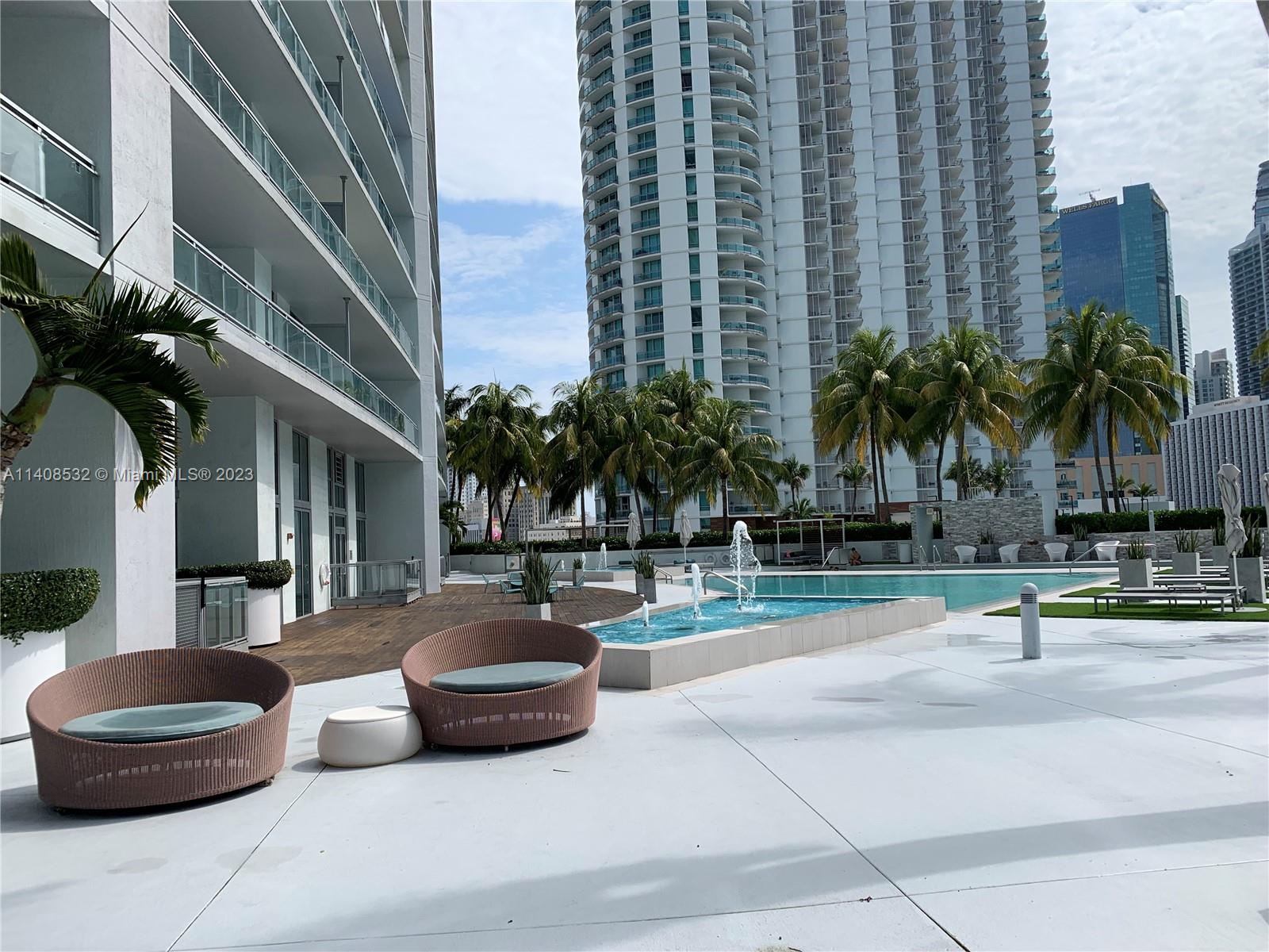 90 SW 3rd St Unit: 4311