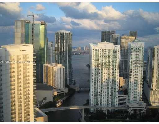 90 SW 3rd St Unit: 4311