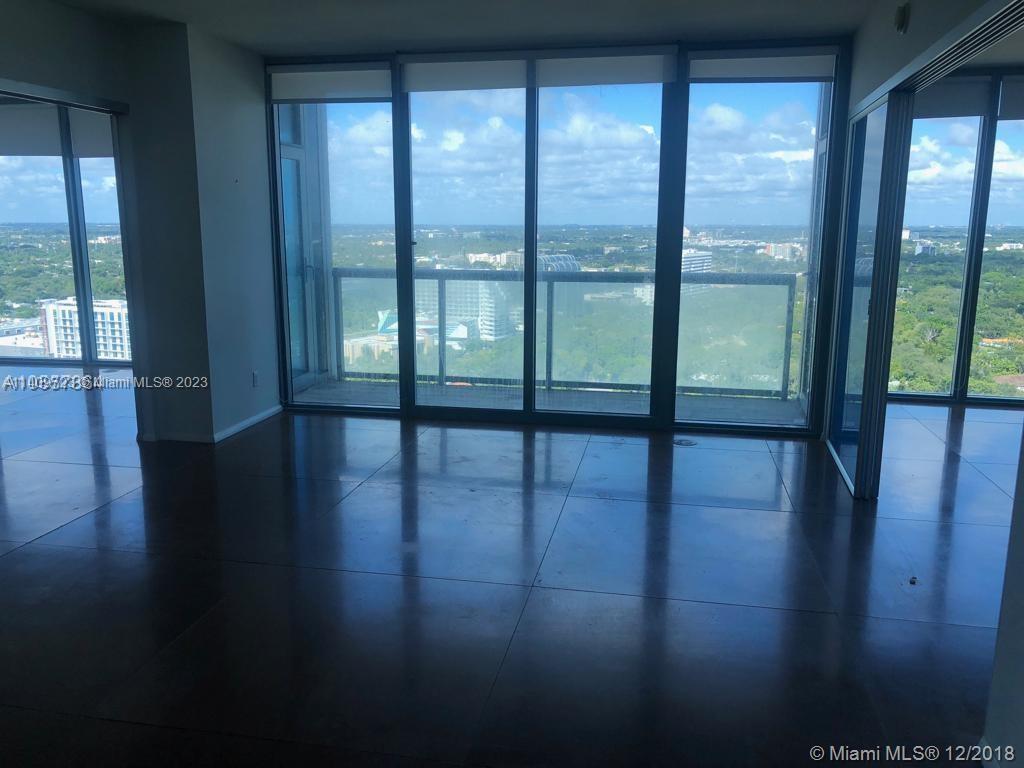 601 NE 36 ST Unit: 2602