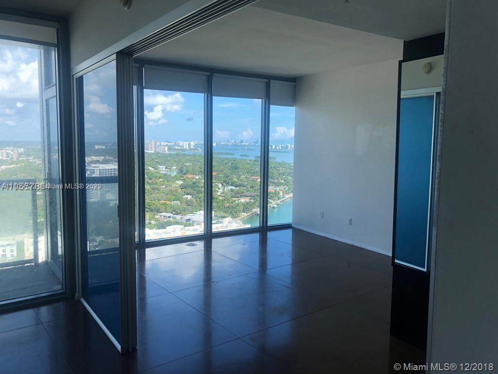 601 NE 36 ST Unit: 2602