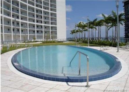601 NE 36 ST Unit: 2602