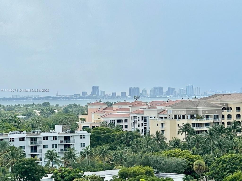 600 Grapetree Dr Unit: PH11ES
