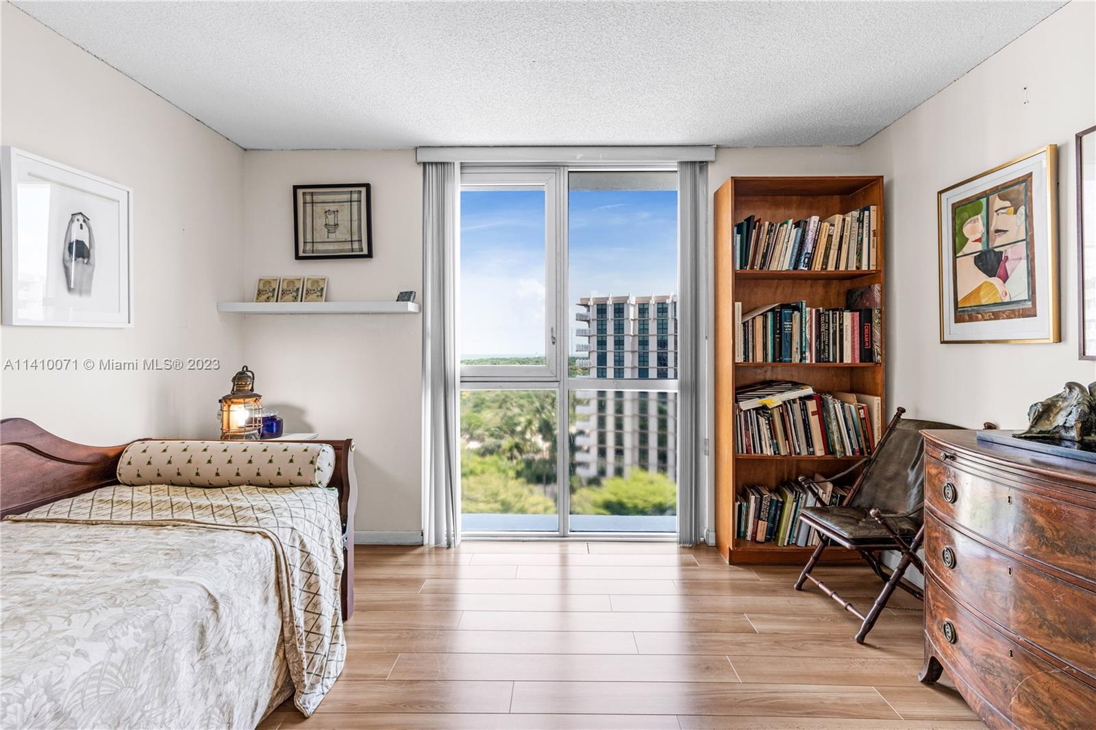 600 Grapetree Dr Unit: PH11ES