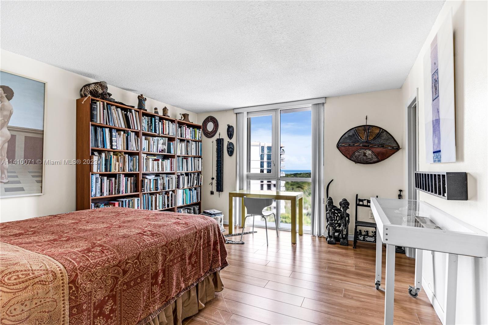 600 Grapetree Dr Unit: PH11ES