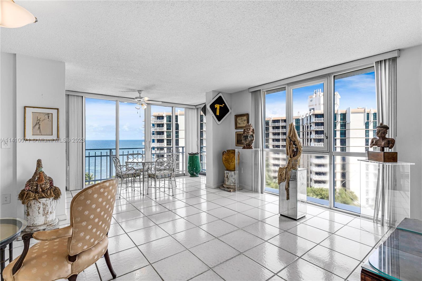 600 Grapetree Dr Unit: PH11ES
