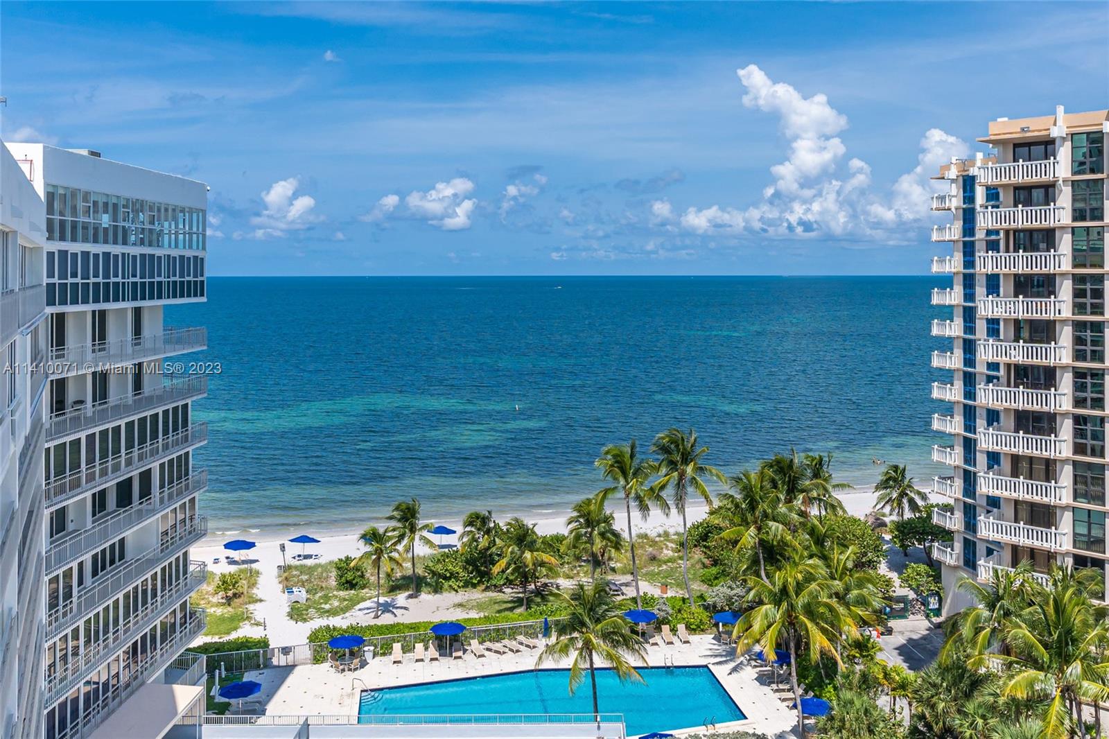 600 Grapetree Dr Unit: PH11ES