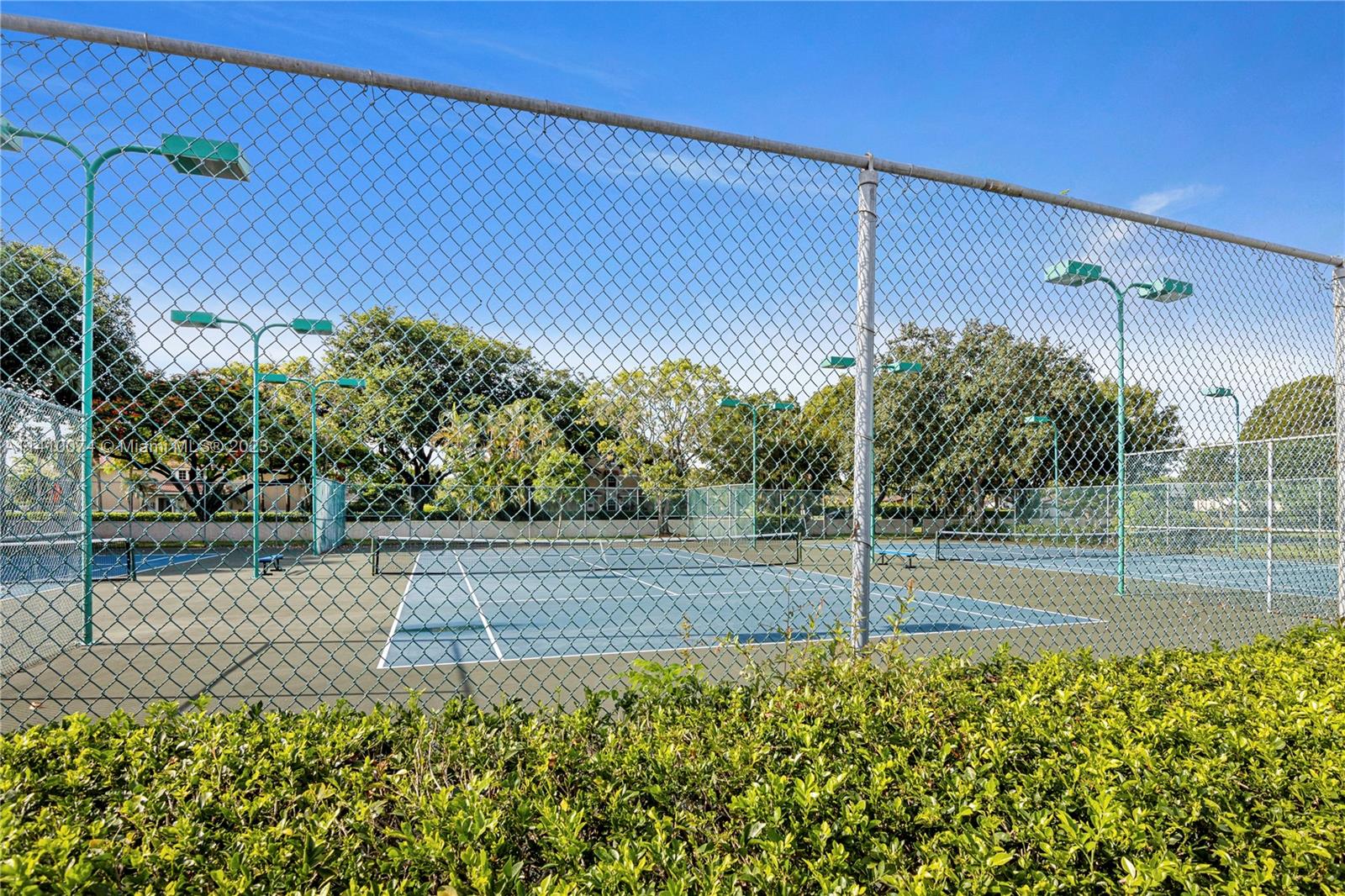 707 Gardens Dr Unit: 203