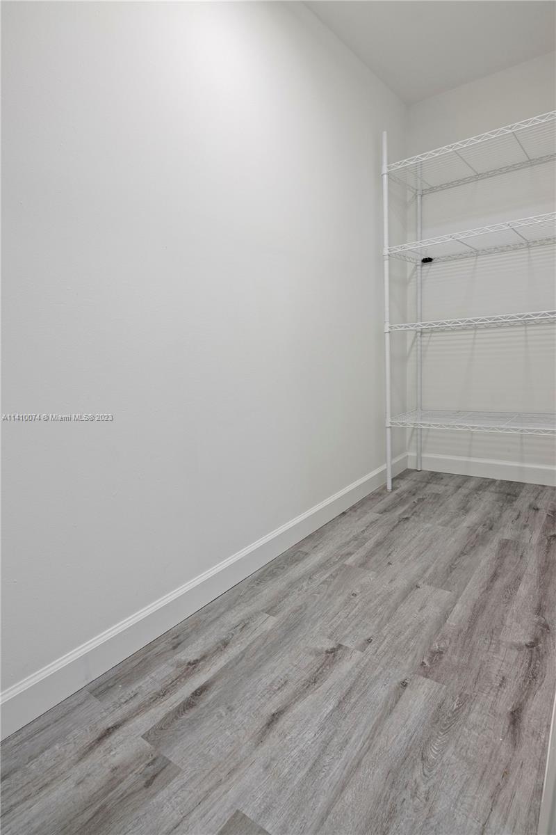707 Gardens Dr Unit: 203