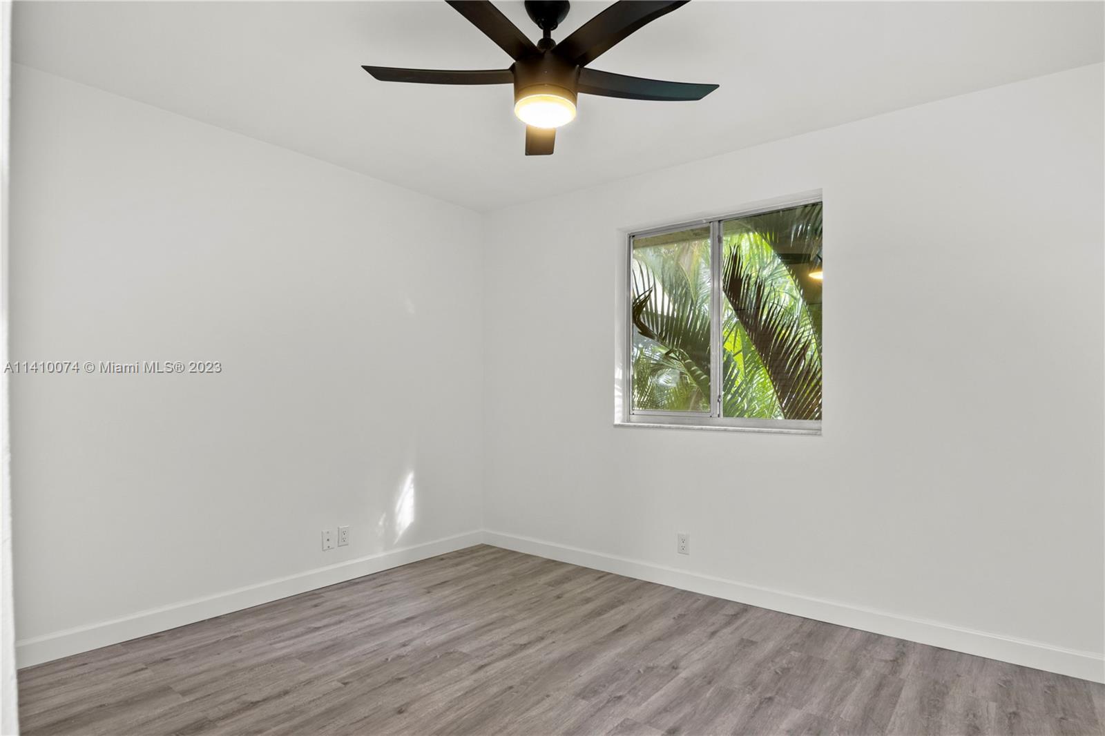 707 Gardens Dr Unit: 203