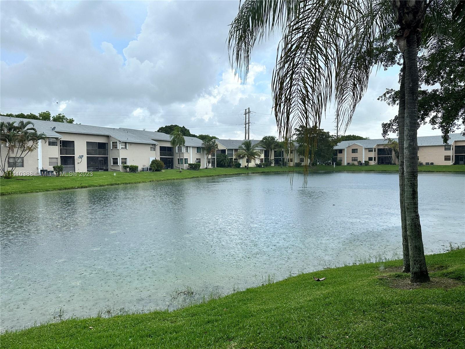 1021 Adams Ave Unit: 1021F