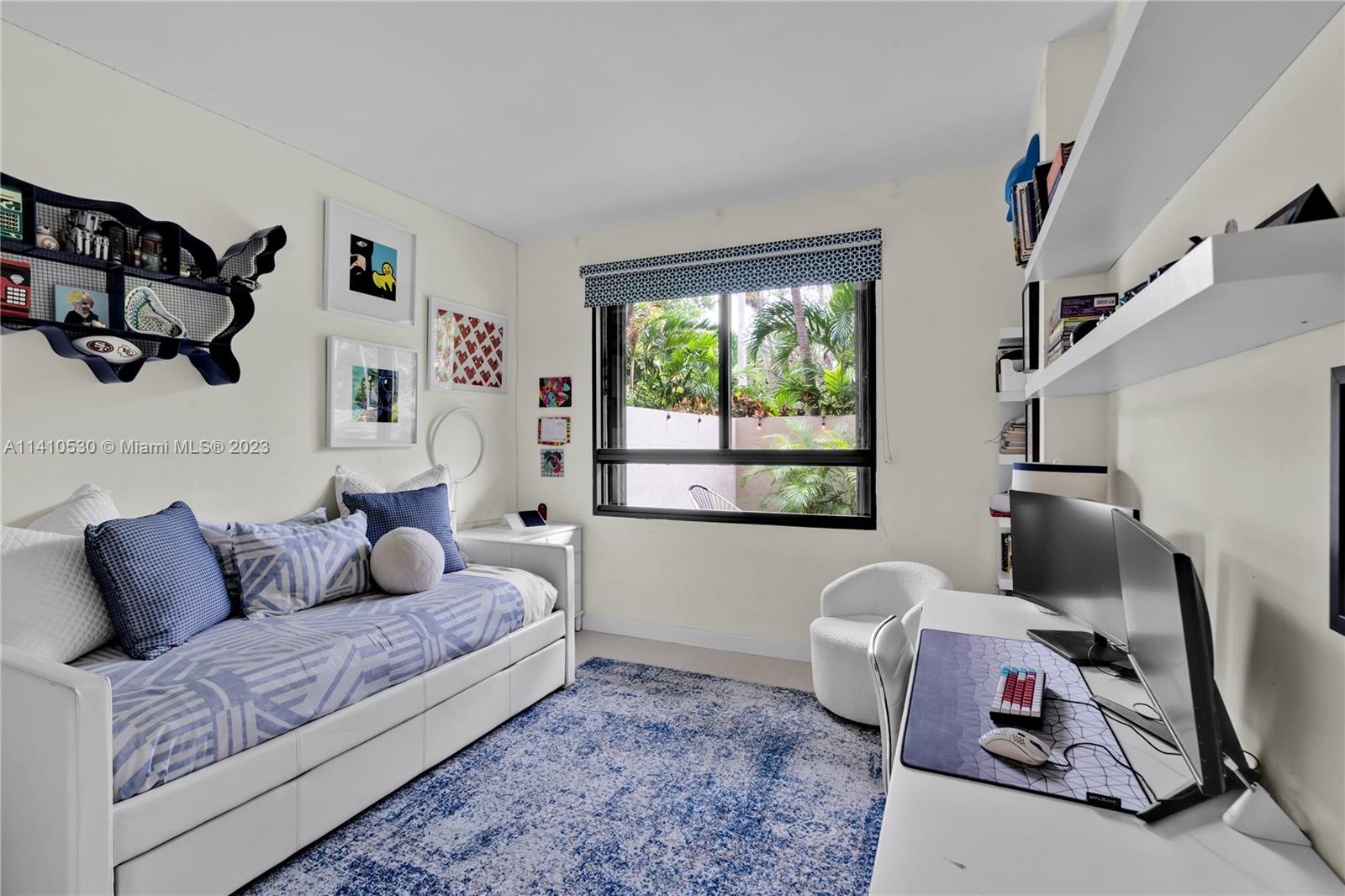 151 Crandon Blvd Unit: 142