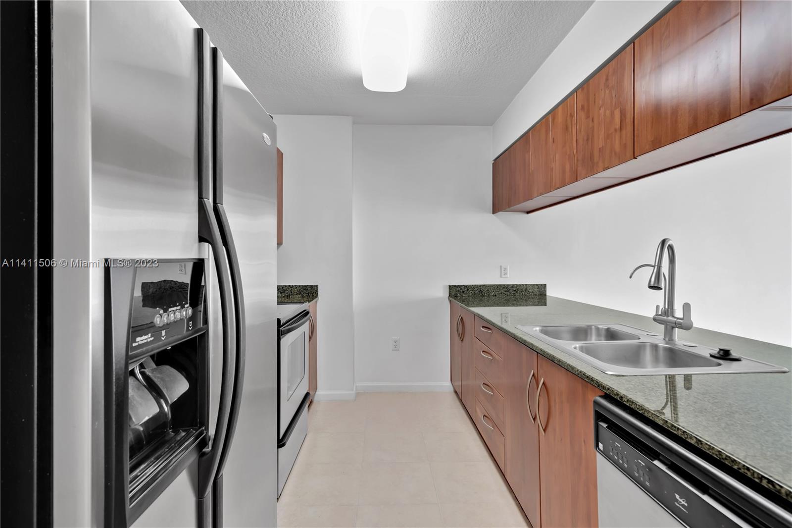 1200 Brickell Bay Dr Unit: 3606