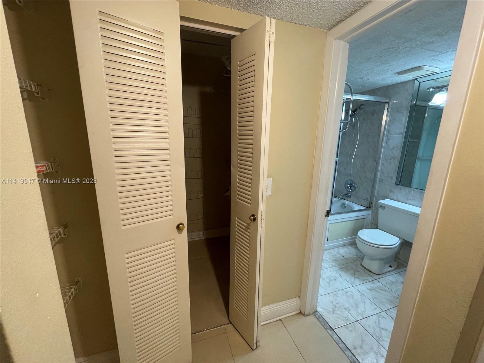 7416 NW 34th St Unit: 7416