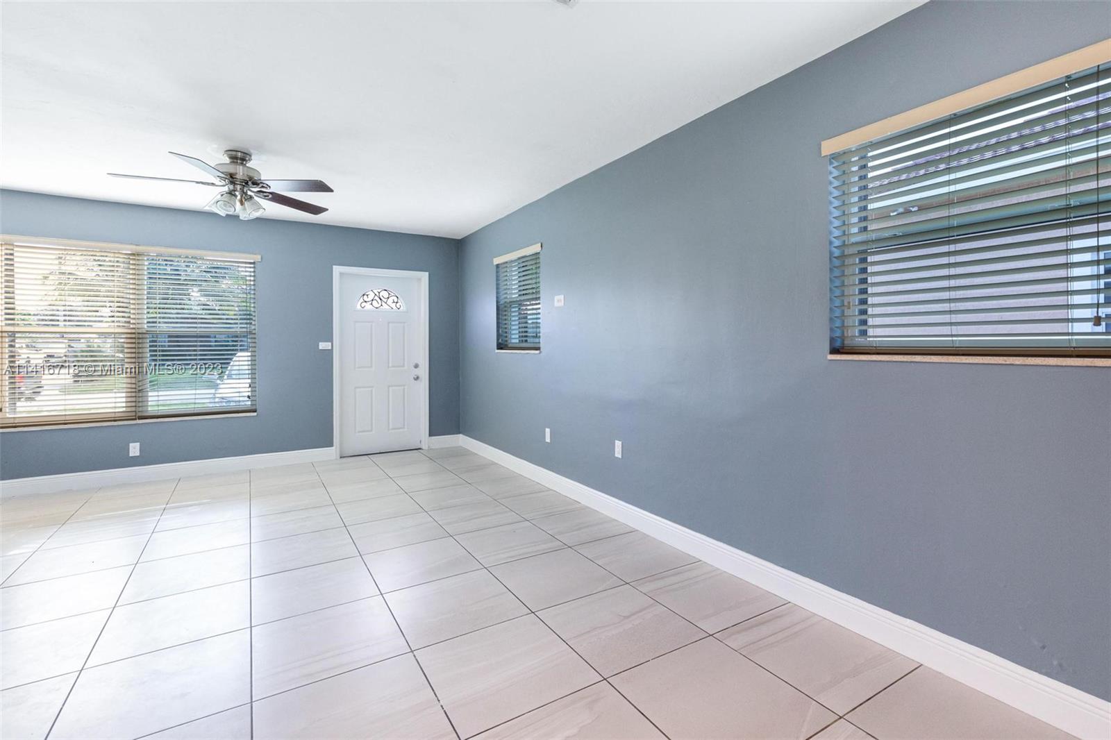 1631 N 69th Ter Unit: 1631