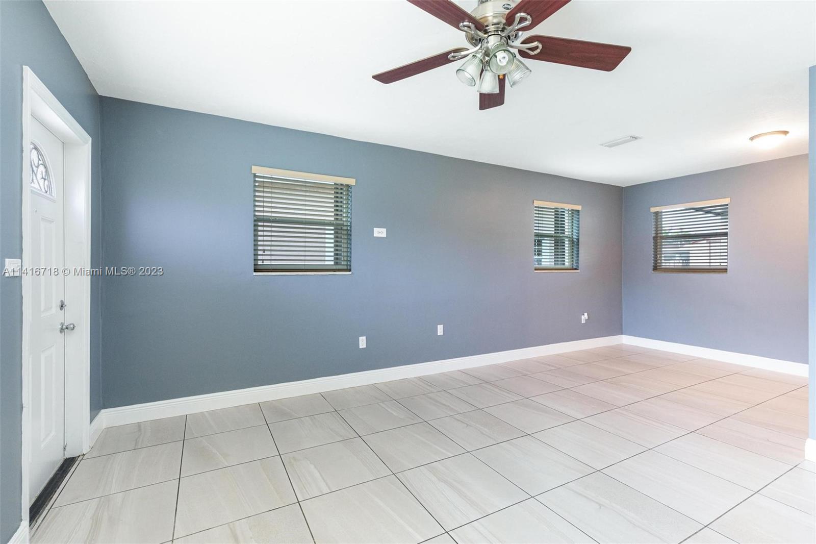1631 N 69th Ter Unit: 1631