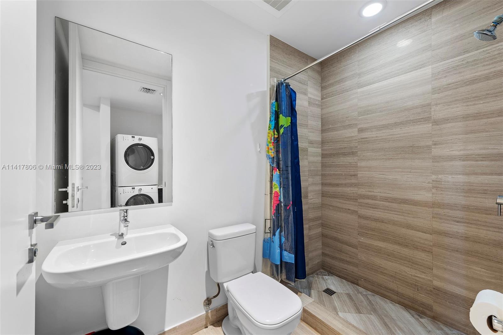 3300 NE 188th St Unit: 517