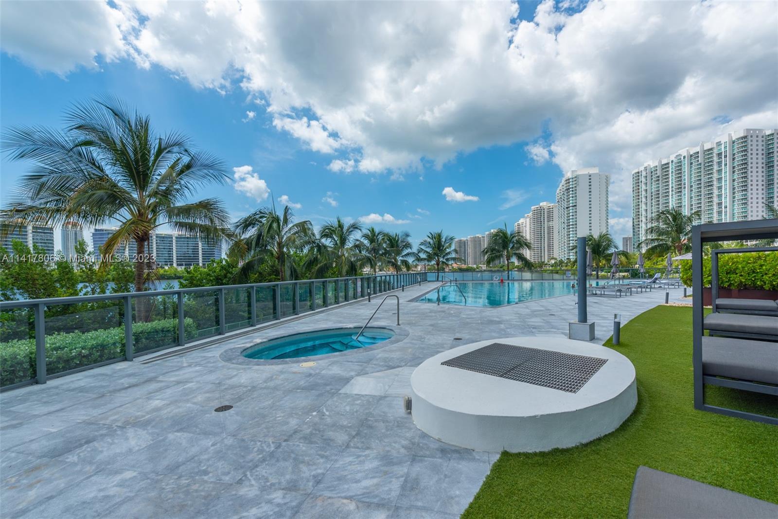 3300 NE 188th St Unit: 517