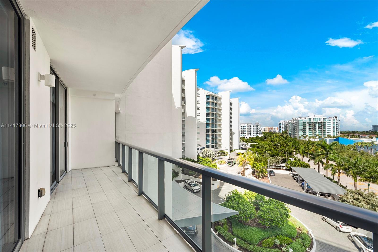 3300 NE 188th St Unit: 517