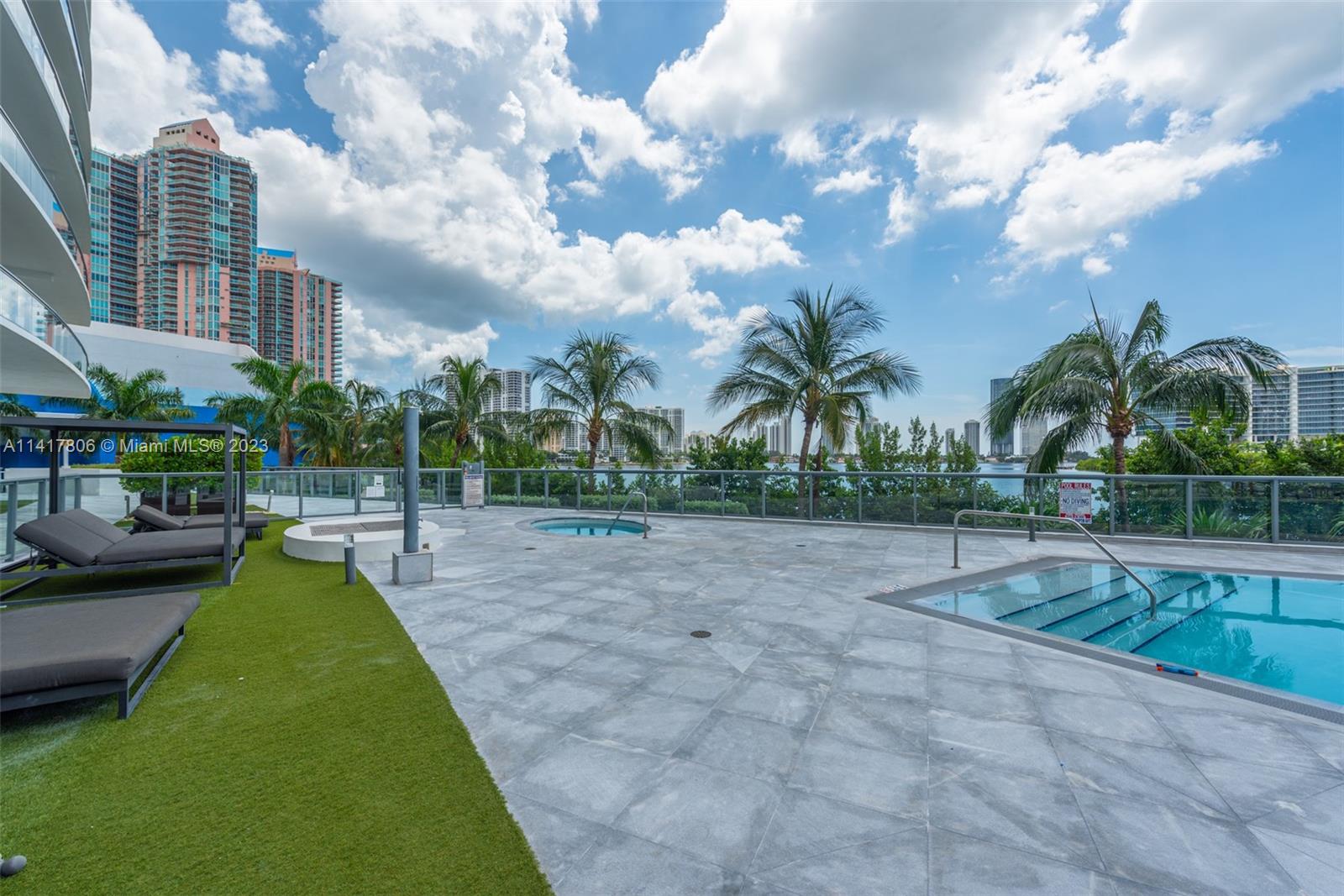3300 NE 188th St Unit: 517