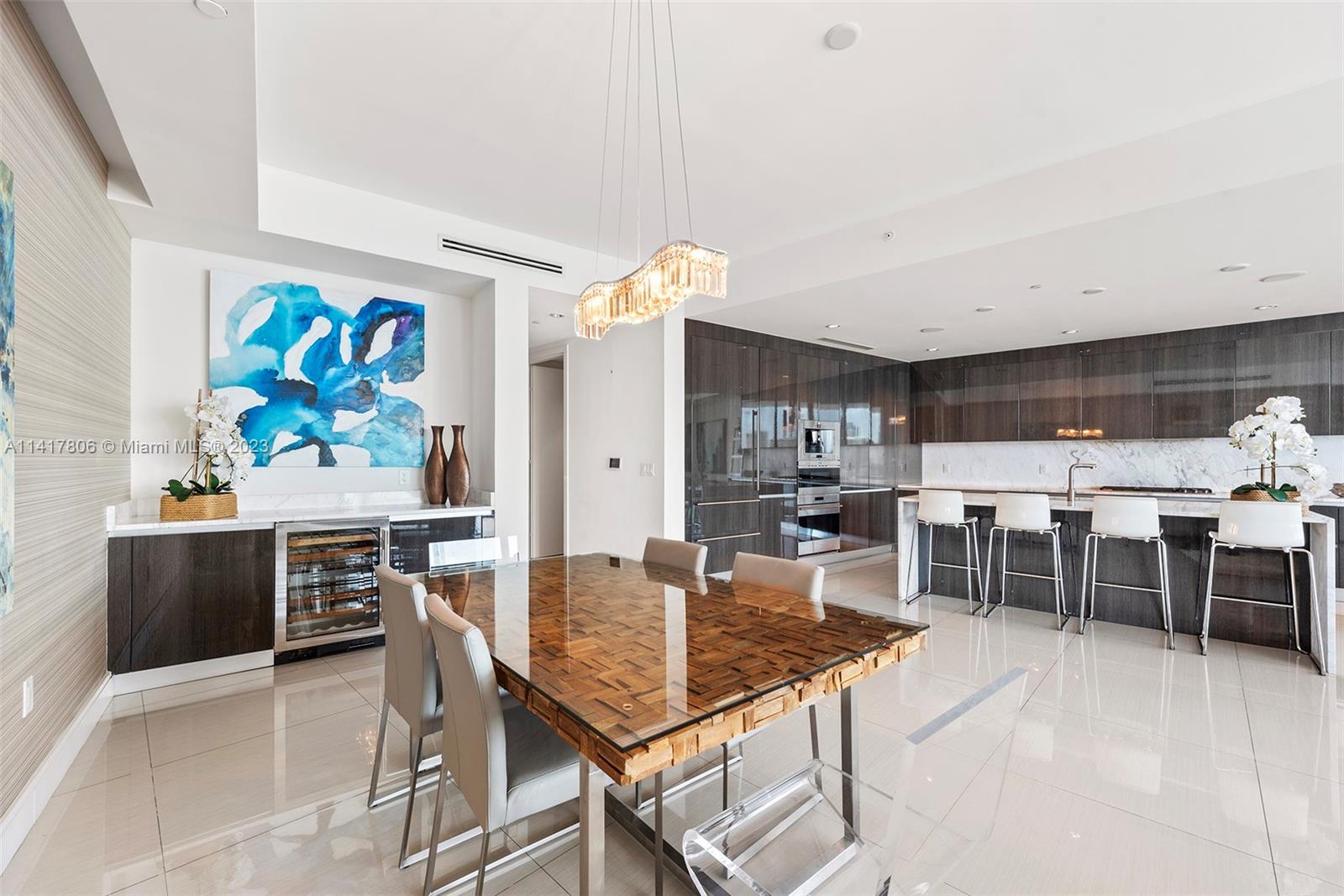 3300 NE 188th St Unit: 517