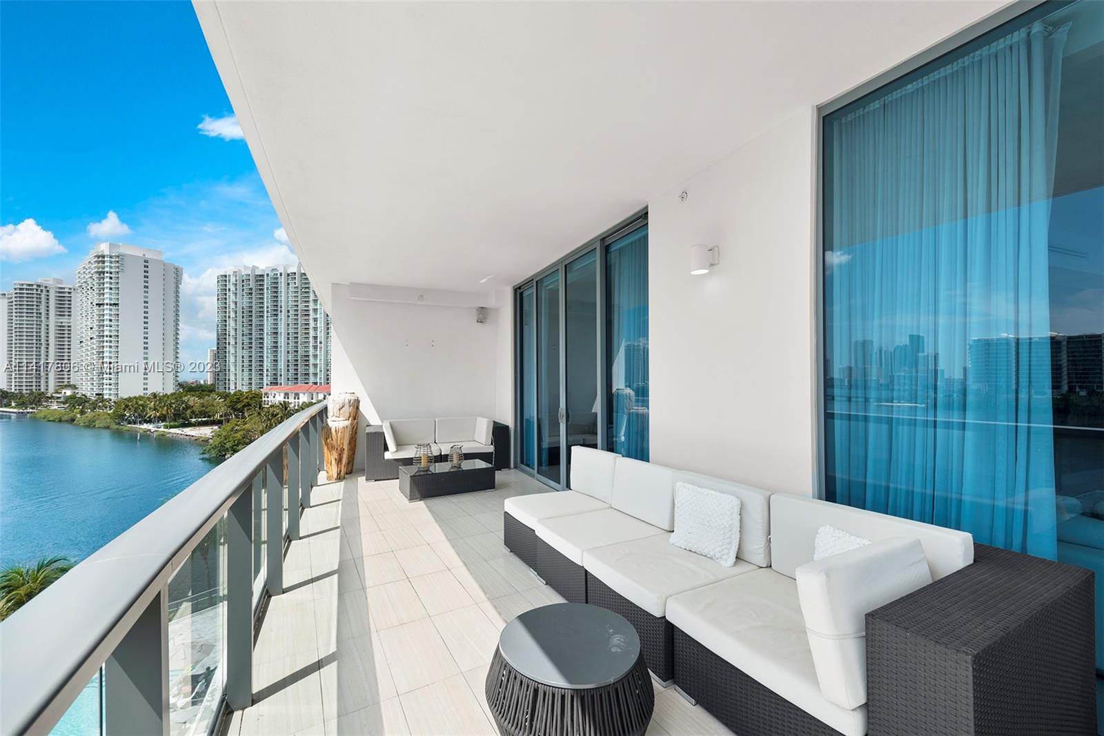 3300 NE 188th St Unit: 517