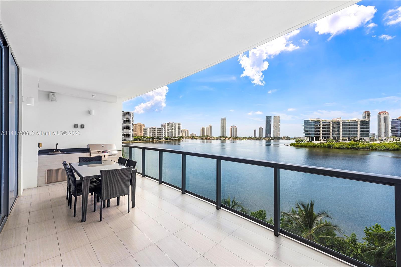 3300 NE 188th St Unit: 517