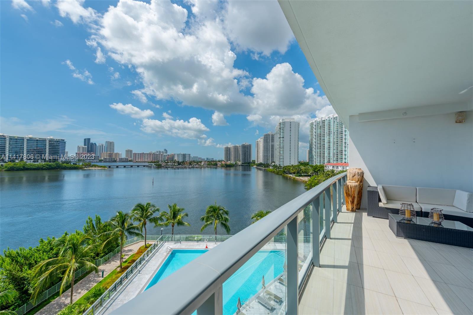 3300 NE 188th St Unit: 517
