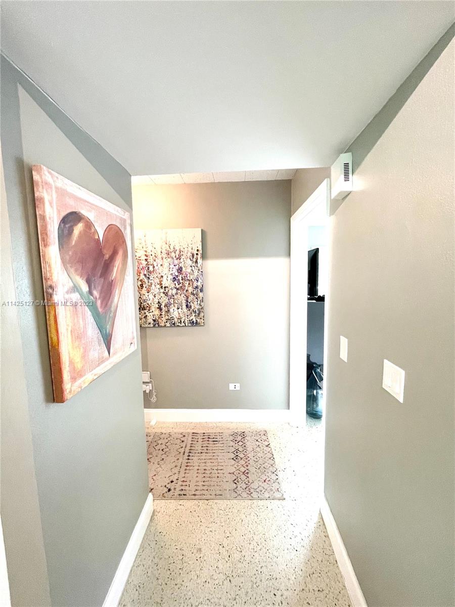 10170 Collins Ave Unit: 1