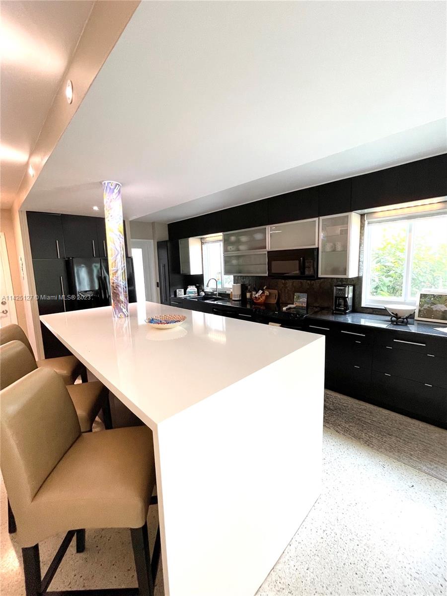 10170 Collins Ave Unit: 1