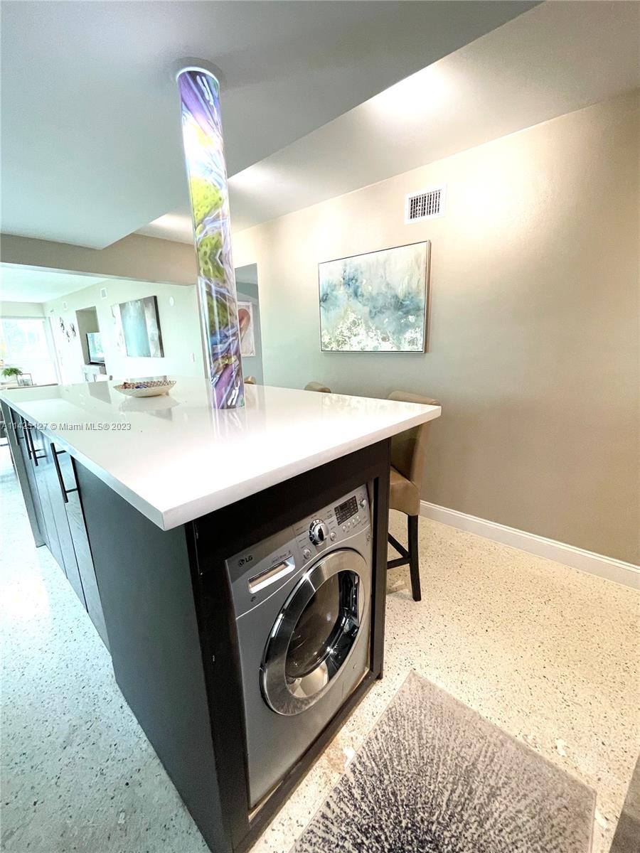 10170 Collins Ave Unit: 1